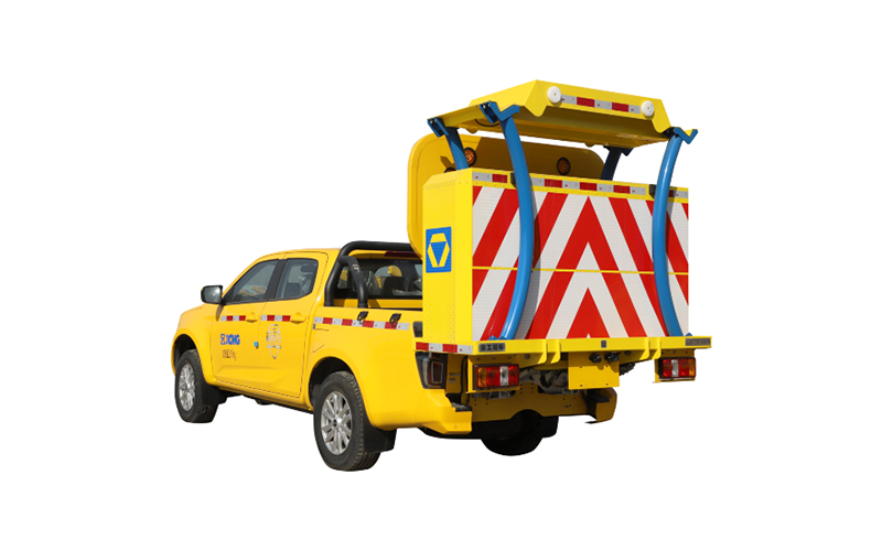 Hidraulikus henger az ütközésgátló pufferjárműjelhez